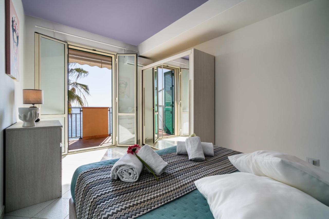 Loft Balcone Sul Mare Apartment Letojanni Exterior foto