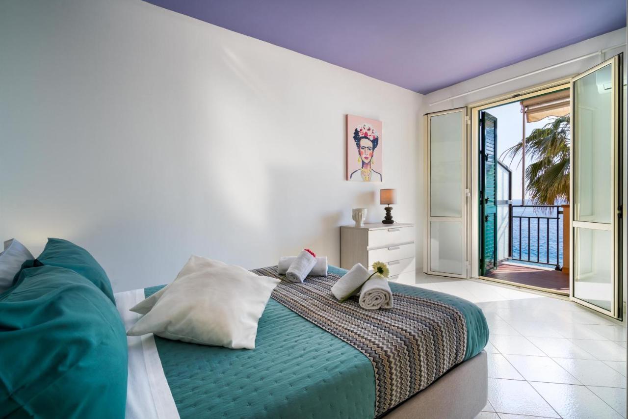 Loft Balcone Sul Mare Apartment Letojanni Exterior foto