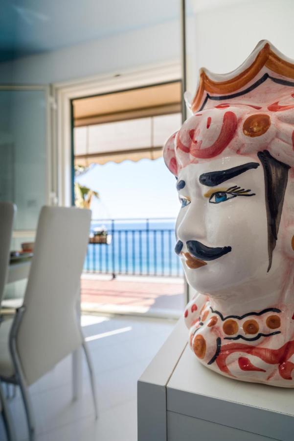 Loft Balcone Sul Mare Apartment Letojanni Exterior foto