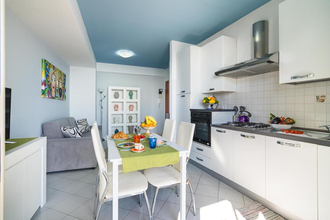 Loft Balcone Sul Mare Apartment Letojanni Exterior foto